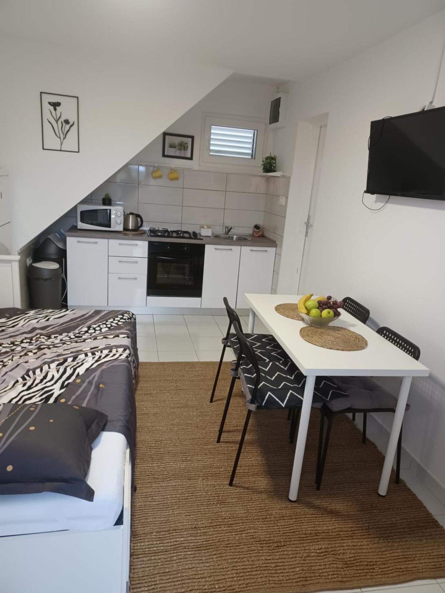Apartmani Ana - Meka Draga Obrovac Eksteriør bilde