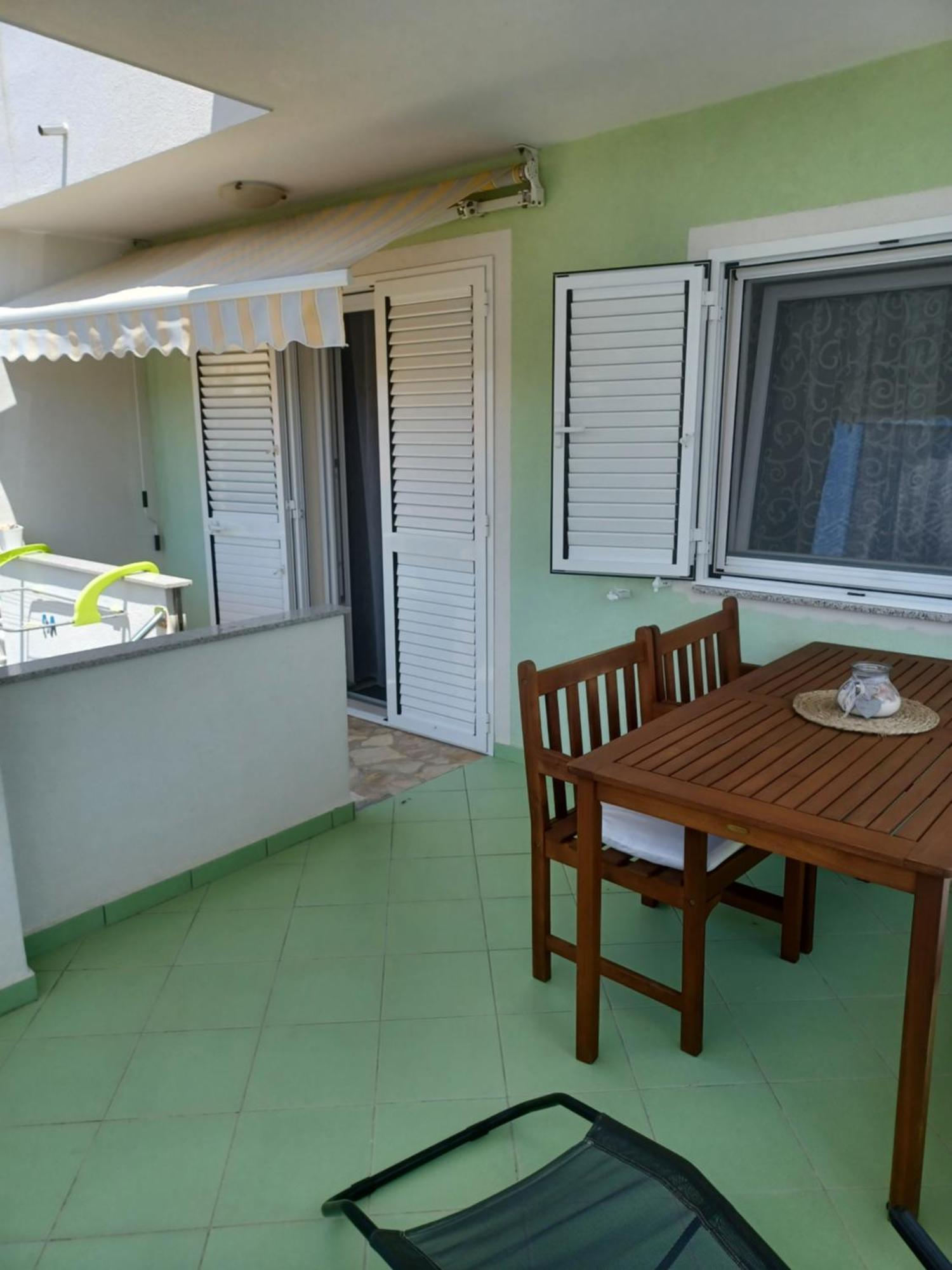 Apartmani Ana - Meka Draga Obrovac Eksteriør bilde